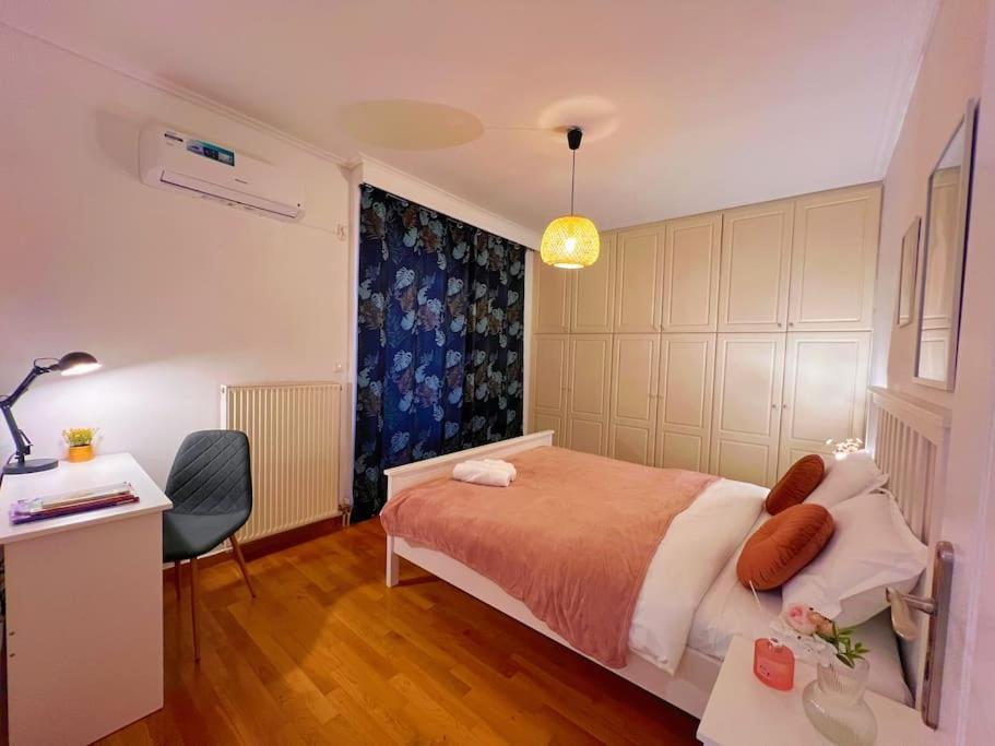 Cozy Fairytal Garden Apartment, Family Friendly, Free Parking, 15 Min To Airport Atenas Exterior foto